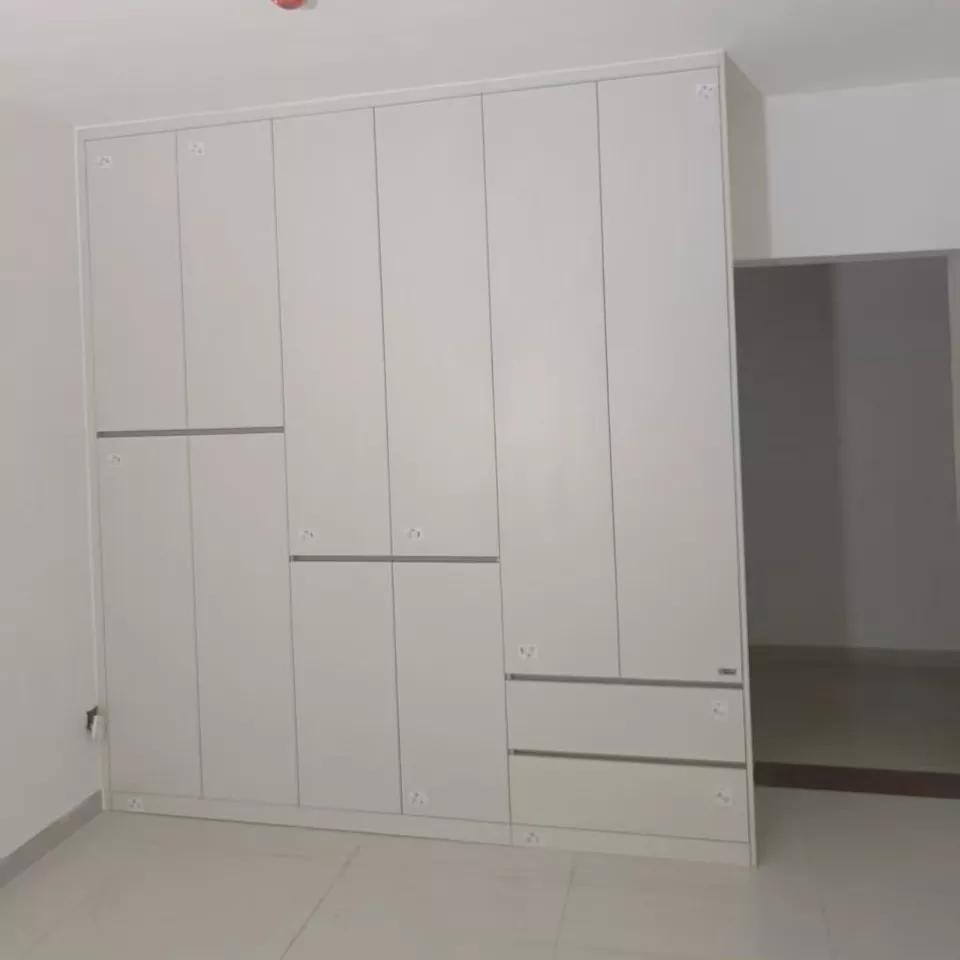 Ντουλάπες Birch Board Ντουλάπες Birch Board